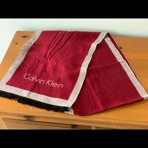 Calvin Klein women’s scarf